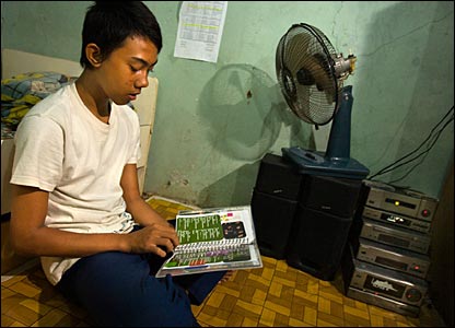 Photo journal: Indonesian family
