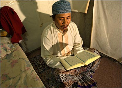 Photo journal: Indonesian family