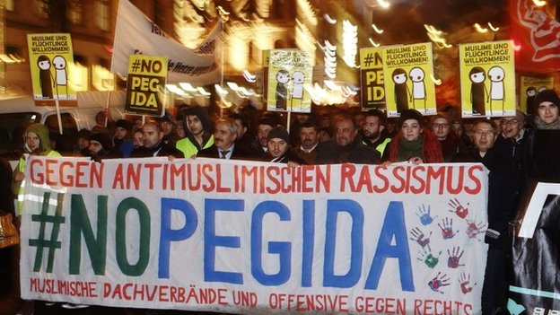 Kristallnacht is Nigh-6,Anti-Islamist Pegida group holds first march in Austria