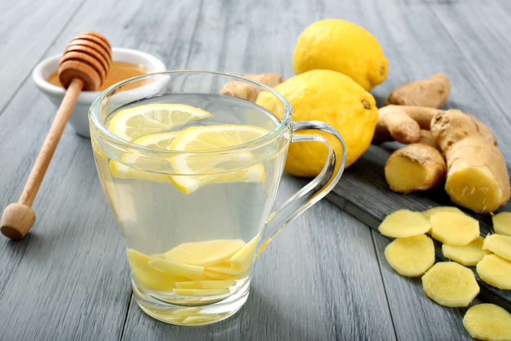 Minum Air Lemon Tiap Pagi, Supaya Lemak di Perut Nggak Ada Lagi