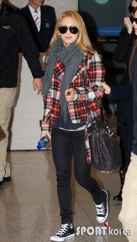 Balasan dari Girls' Generation(소녀시대) kaskuone  KASKUS