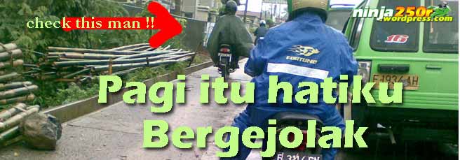 (Share video) Ngadepin Motor Lawan Arah Di Trotoar Jakarta Deket Bundaran HI :ngakak