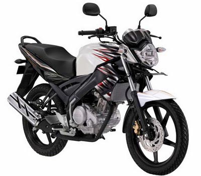 ask-pilih-pulsar-135-atau-vixion-2011