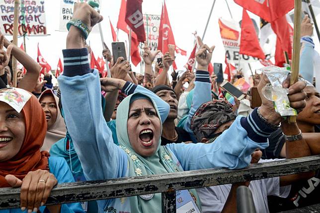 Indonesia election: in Prabowo versus Widodo, it's Islamic statehood versus tolerance