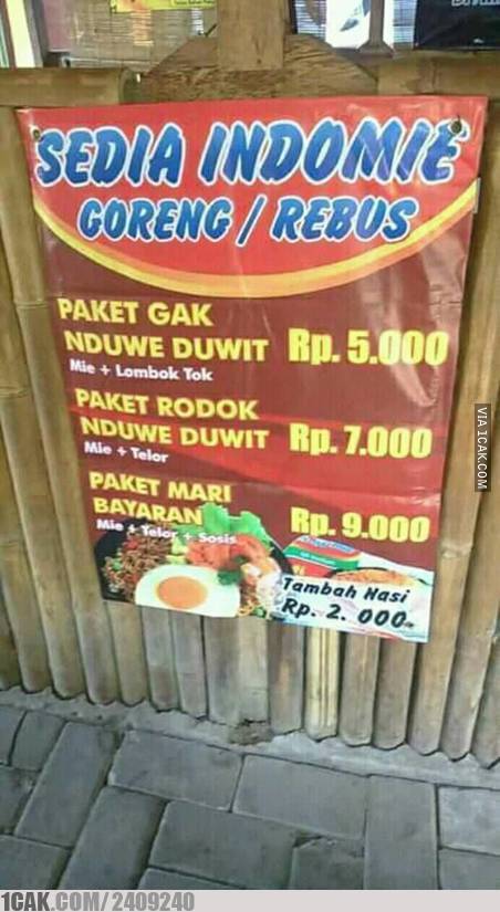 Berbagai Menu Makanan Absurd Warung ini Bikin Pelanggan Nangis Kejer, Kenyang Duluan!