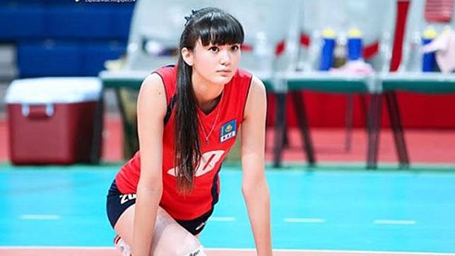 sabina-altynbekova-insya-allah-aku-mau-berkarier-di-indonesia