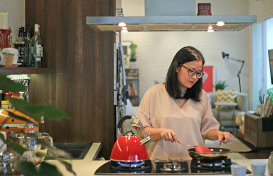 Bikin Rindu, 9 Hal Ini Pasti Dilakukan Ibu Sewaktu Kita Sakit Dulu!