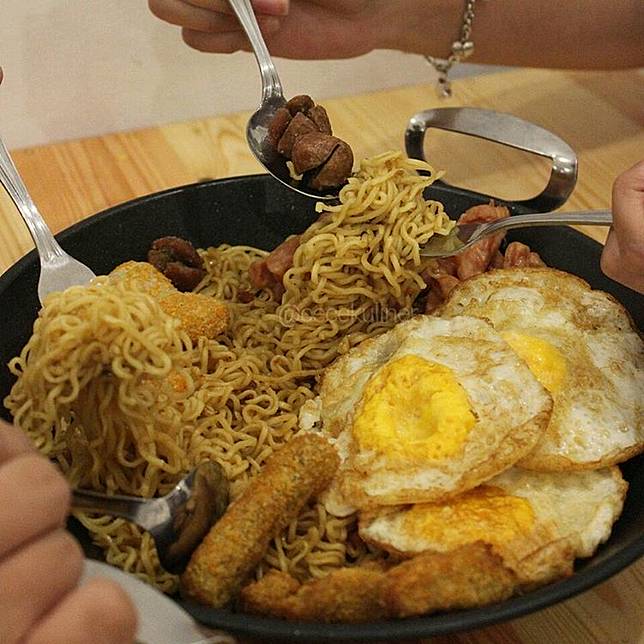 10 Makanan yang Disajikan Dalam Porsi Jumbo, Kamu Kuat Makan?