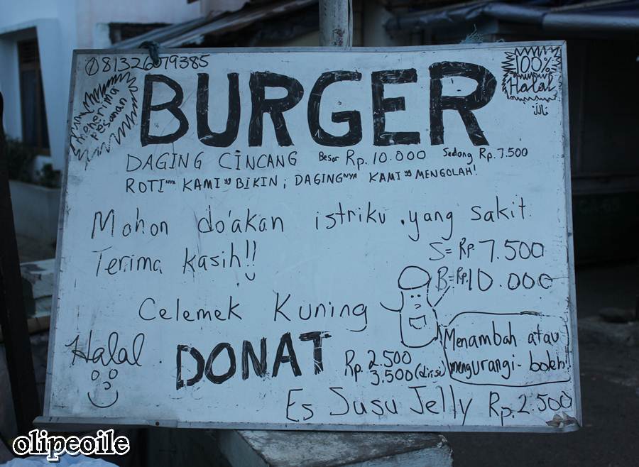 Bule Jual Burger &amp; Donut Untuk Operasi Istrinya