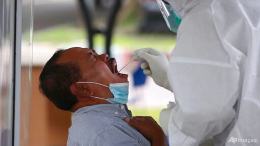 Some Jakarta employees told to work in office despite COVID-19 curbs