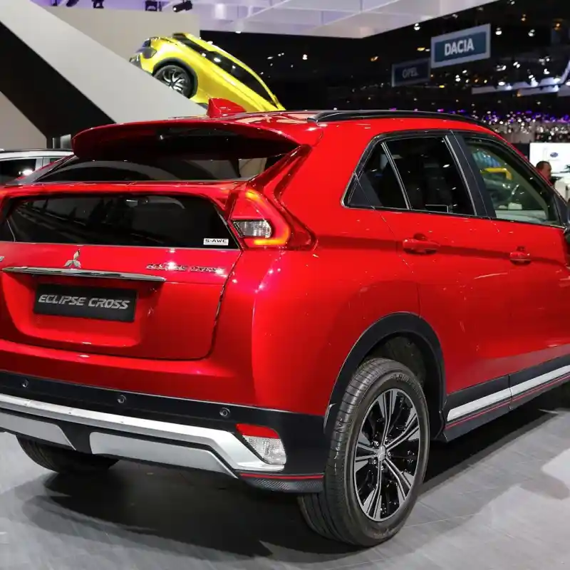 Mitsubishi Eclipse Cross: Gantinya Outlander Sport?