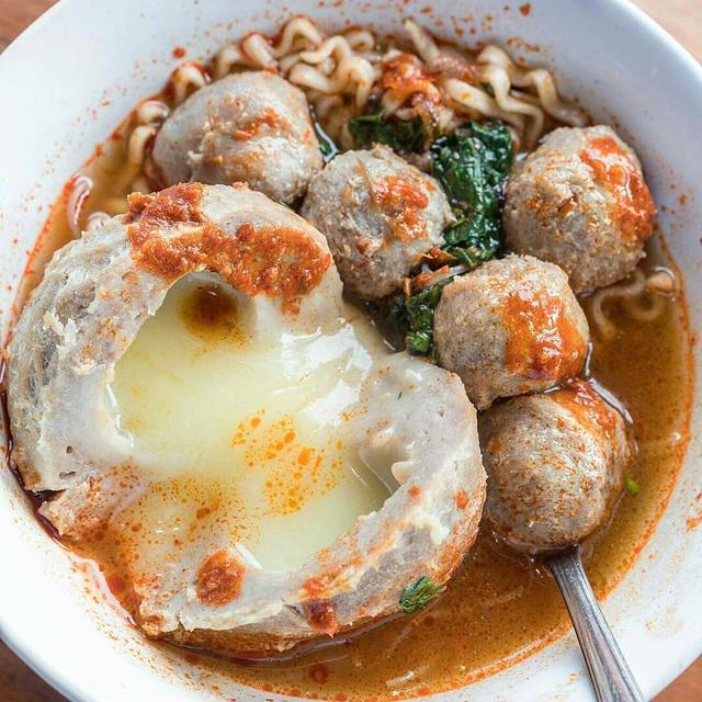 Aneka Isian Bakso yang Tak Terpikirkan Sebelumnya