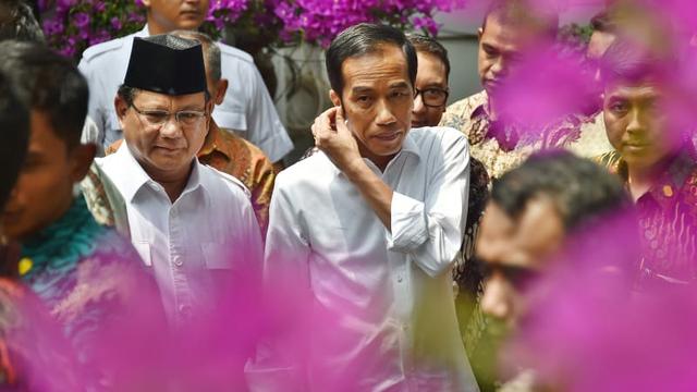 Membandingkan Elektabilitas Jokowi dan Prabowo dari 7 Survei