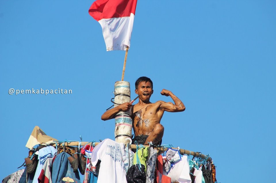 Makna Lomba Panjat Pinang di Hari Kemerdekaan Indonesia