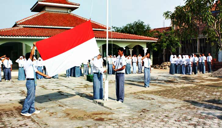 Masih Ingat Tidak Dengan 13 Kenangan Masa SMA Ini