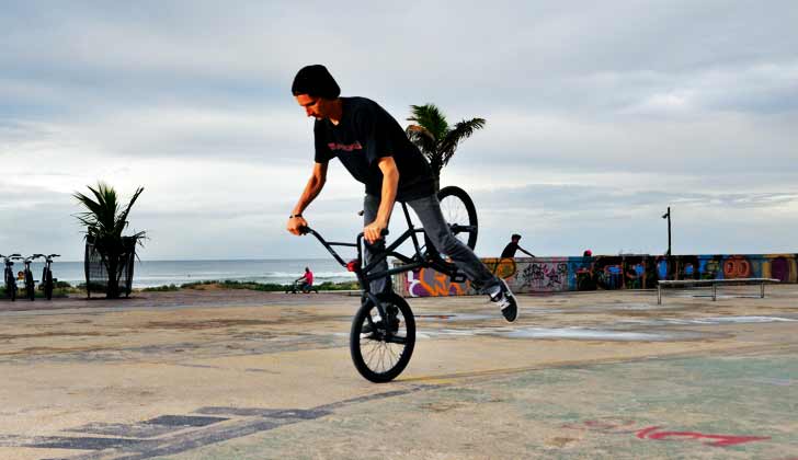 7 Trik BMX Untuk Pemula Yang Harus Dikuasai Sebelum Mencoba Trik Yang Lebih Berbahaya