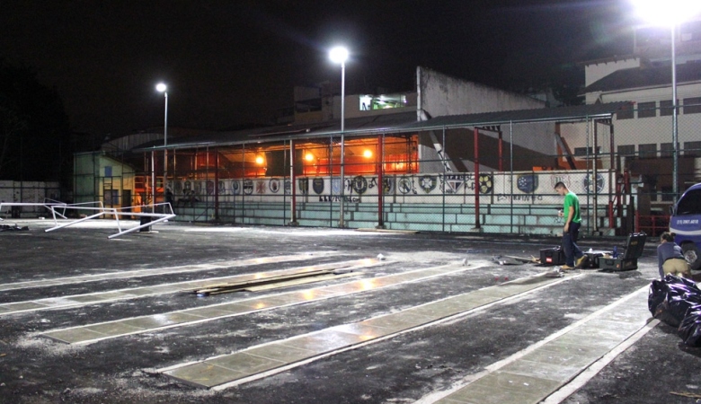 Lapangan Sepakbola yang Menghasilkan Energi dari Pijakan Kaki
