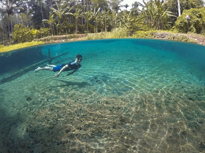 Mata Air Way Sumpuk, Wisata Underwater Fotogenik di Lampung