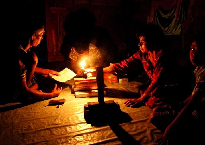 Masih Ada 433 Desa Yang Belum Teraliri Listrik, Kenapa Sudah Gencar Mobil Listrik?