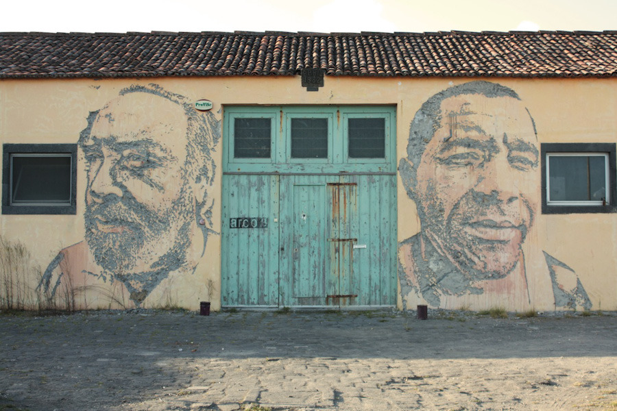 Mural Unik tanpa cat karya Vhils