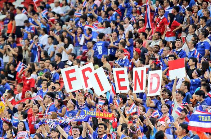 Lagi,THAILAND Ajarkan Cara Bermain Bola Kepada Indonesia 