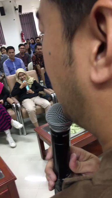 Video Call dengan Anies Baswedan, Pandji Pragiwaksono Makin Di-bully