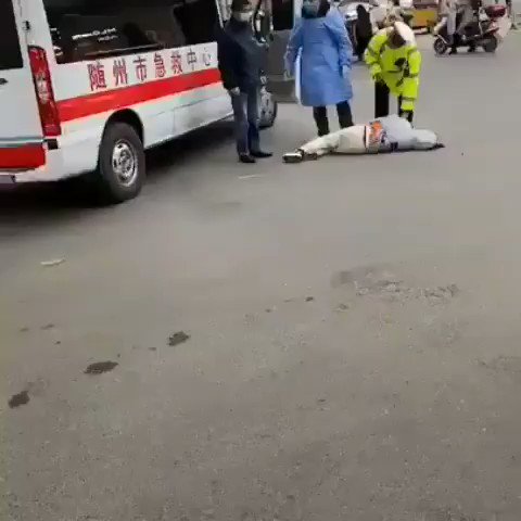 Bak Zombie, Para Korban Virus Wuhan di China Ambruk di Jalan-jalan