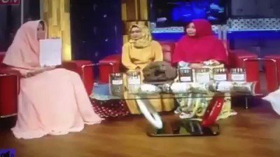 Jeng Ana, Wanita yang Sering Bicara Tentang Medis Tapi Salah Semua! Asal Ngom..