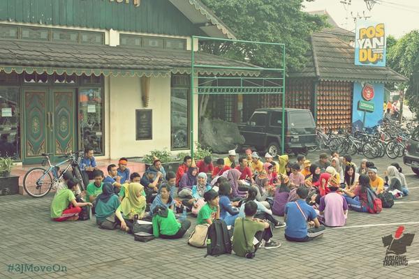 &#91;PART TIME&#93; DAGADU DJOKDJA: Karir Paruh Waktu Untuk Mahasiswa/i Jogja
