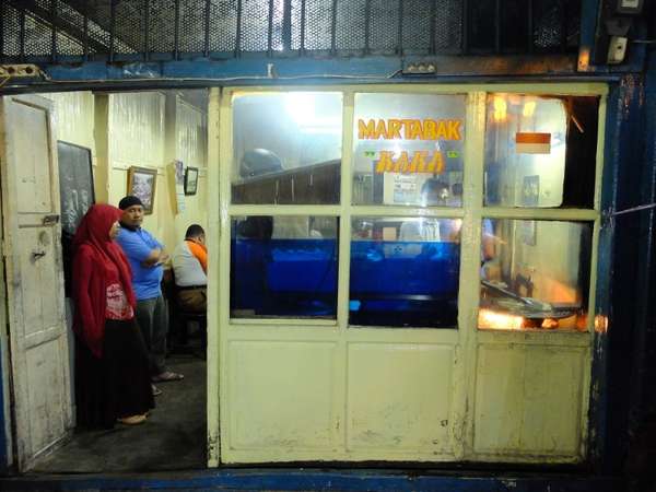 Martabak Kaka, Kuliner Legendaris dari Bukittinggi