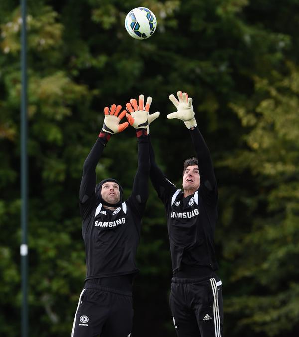 cobham-training-centre---chelsea-fans-lounge-----part-21