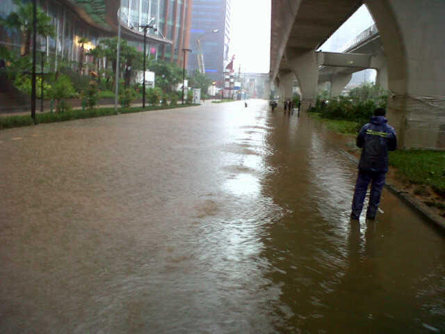 Post Photo banjir kalian disini.. selalu update gan..