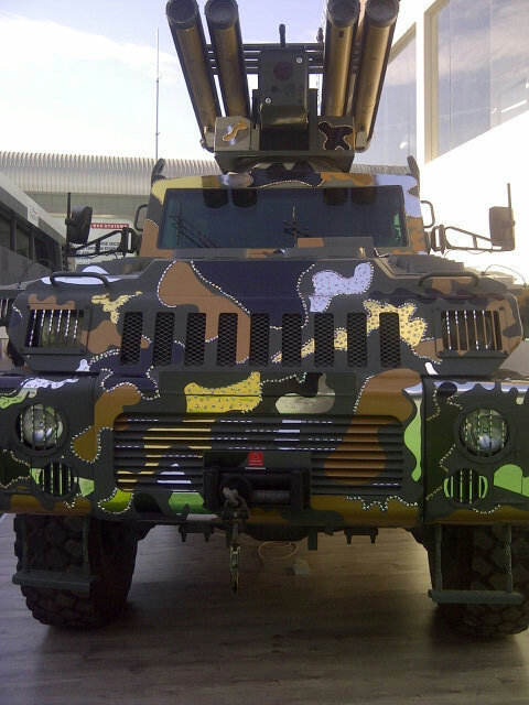 Photo} ***IDEX Uni Emirat Arab 2013***