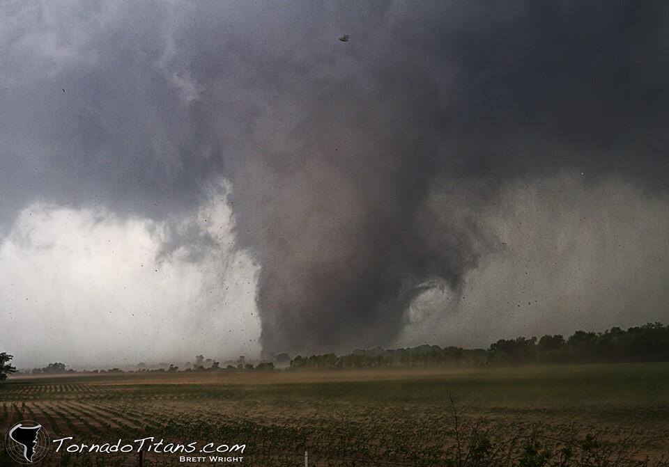 Diterjang Tornado Besar, Oklahoma Luluh Lantak