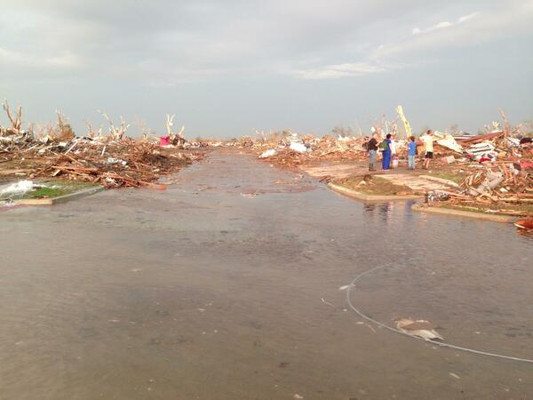 Tornado terbesar menyerang Oklahoma US