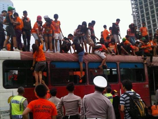 persib-bandung--bobotoh-kaskus--isl-musim-2014