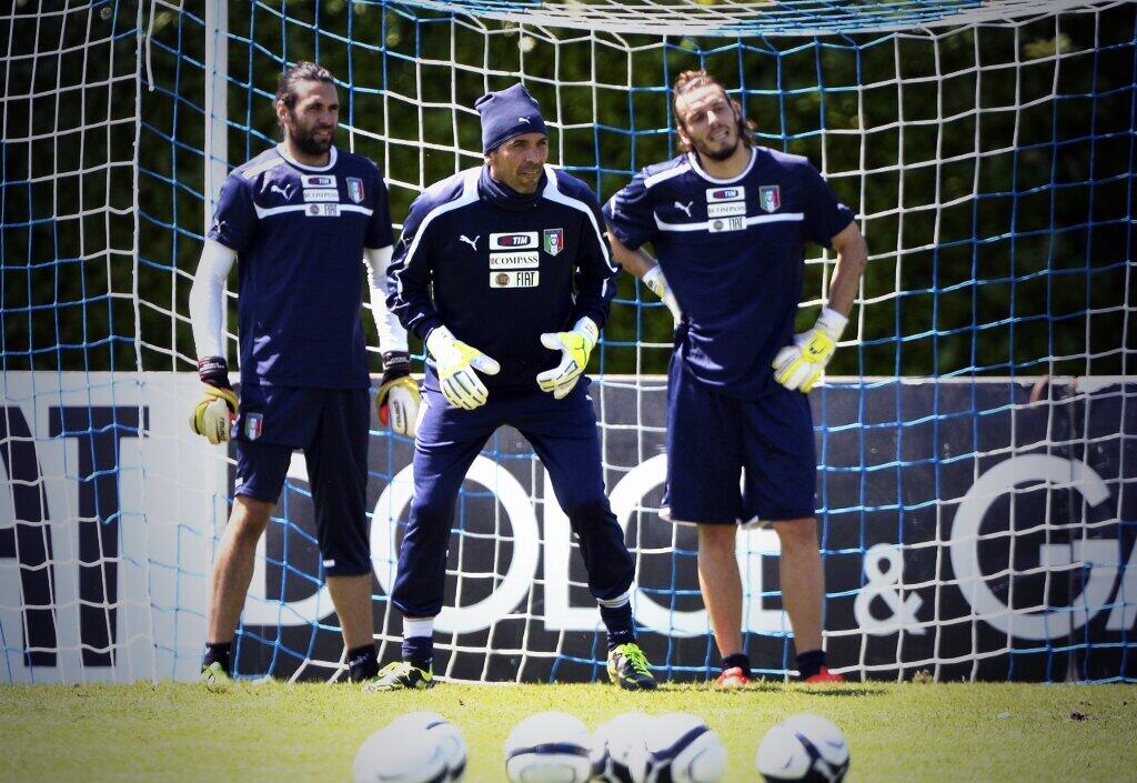 9733973397339733961896199618-la-nazionale-azzurri-d039italia-9618961996189733973397339733---part-2