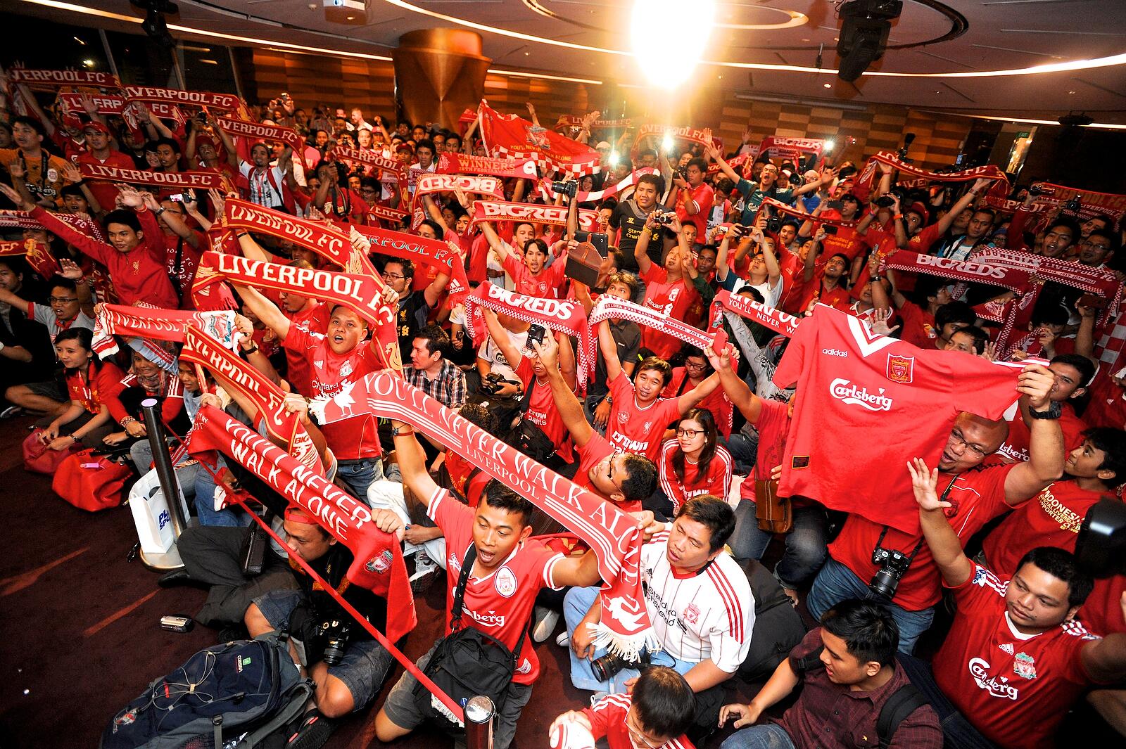 Foto-Foto Fans Liverpool ketika di GBK! Salut gan!