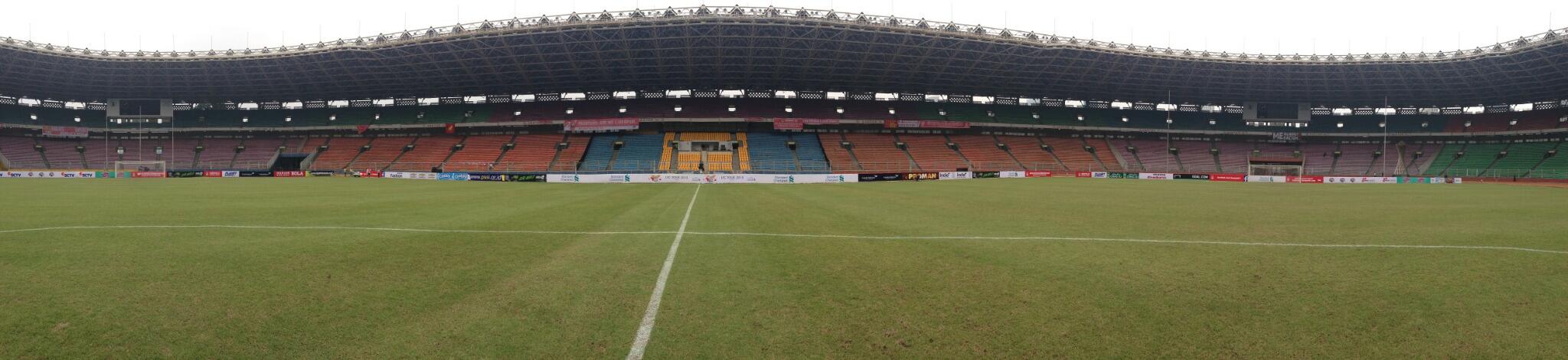 Foto-Foto Fans Liverpool ketika di GBK! Salut gan!