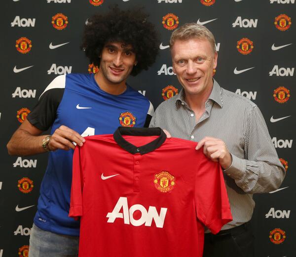 Fellaini Resmi Gabung Ke MU