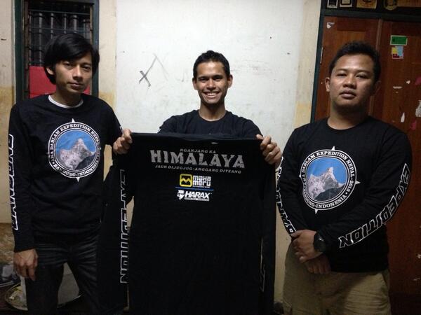 Bandung Juara Ama Dablam Expedition 2013