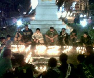 Aksi Damai 1927 Lilin Bonek, Awal Perjuangan Dari Pendzoliman