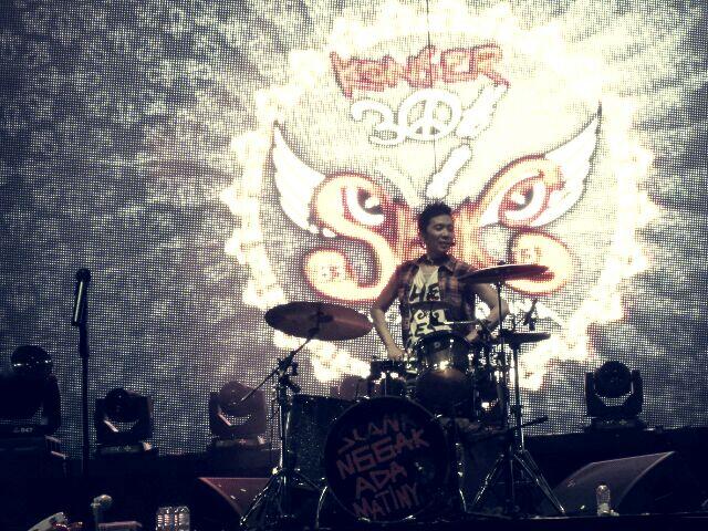 &#91;foto&#93; KONSER 30 TAHUN SLANK GAK ADA MATINYA