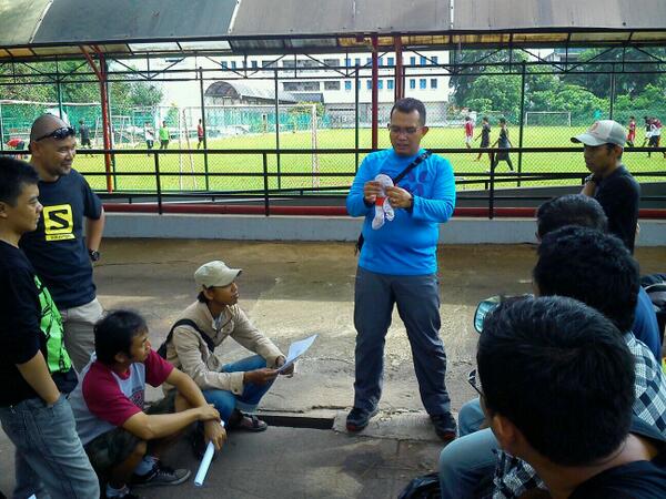 fr-sharing-pengenalan-dan-diskusi-mengenai-apparel-outdoor-i---28-desember-2013