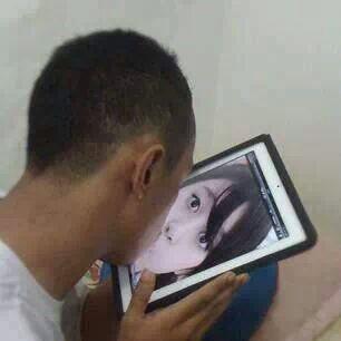 Kegiatan Jomblo saat Malam Minggu