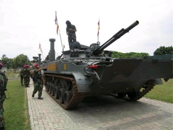 pembukaan-pelatihan-calon-awak-ranpur-tank-amfibi-bmp-3f