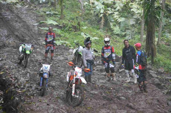 &#91; Luput dari media &#93; Inilah 'Blusukkan' Ala Gubernur Sumatera Barat