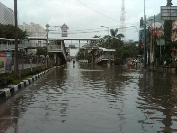 &#91; Info + PIC &#93; Banjir &amp; Genangan Air di Jakarta &amp; Sekitarnya , 17 Januari 2014