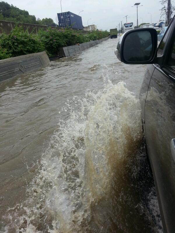 &#91; Info + PIC &#93; Banjir &amp; Genangan Air di Jakarta &amp; Sekitarnya , 17 Januari 2014