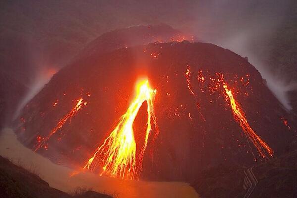 Informasi Berita HOAX yang beredar About Kelud